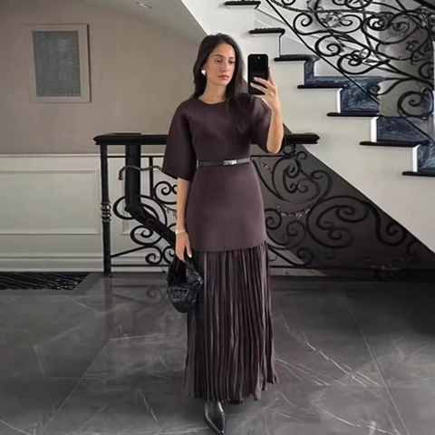 Women Elegant Round Neck Short Sleeve Knit Patchwork Pleated Maxi Dress Solid Color Sophisticated Party Casual Dress