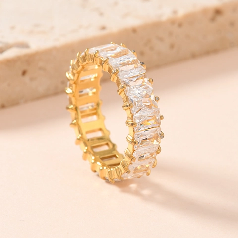 Fashion Stainless Steel Eternity Ring Gold Plated Rectangular Rhinestone Inlaid Band Ring For Women Elegant Jewelry Gift