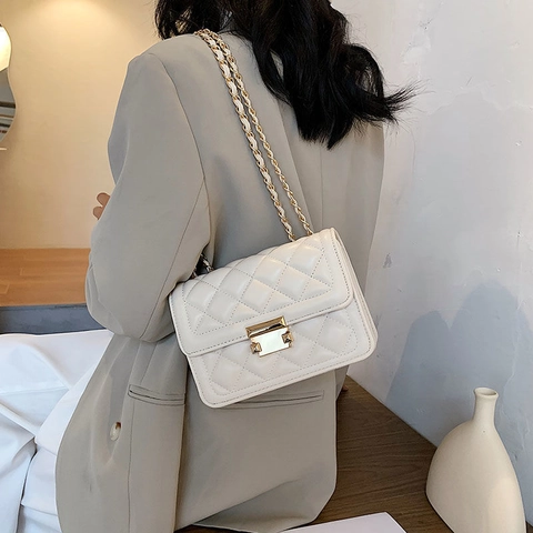 Women Fashion Quilted PU Leather Shoulder Bag With Metal Chain Strap Flap Small Square Crossbody Bag Trendy Elegant