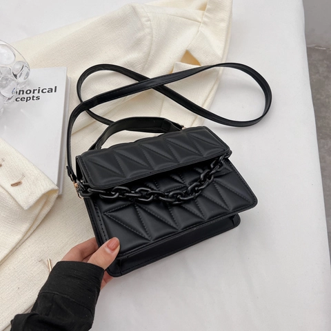 Fashion Rhombus Quilted PU Leather Crossbody Bag With Thick Chain Decor Top Handle Small Square Handbag For Women