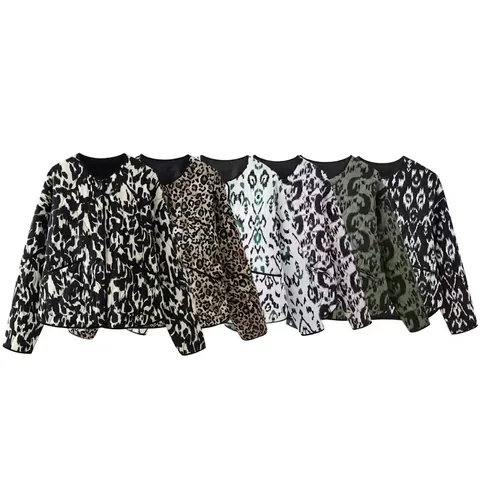 Women's Casual Quilted Jacket Abstract Animal Print Long Sleeve Round Neck Button Up Lightweight Padded Coat Outwear
