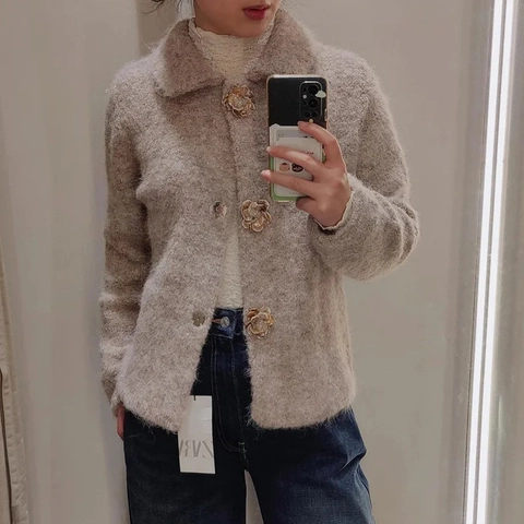 Damen Plüsch Kunstpelz Strickjacke Mit Blumenknöpfen Vintage Revers Locker Warm Weich Langarm Vorne Offener Pullover Top