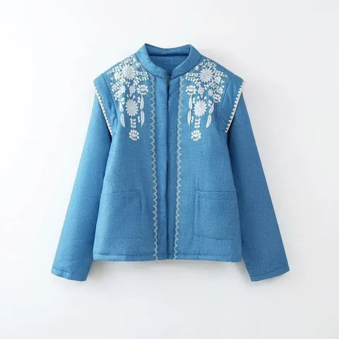 Veste Matelassée Bleue Vintage pour Femmes Col Montant Broderie Florale Blanche Style Ethnique Manches Longues Rembourrée en Coton
