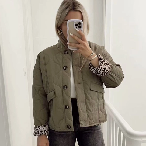 Women Casual Quilted Jacket Round Neck Leopard Lining Single Breasted Lightweight Padded Coat Outwear For Winter Fall