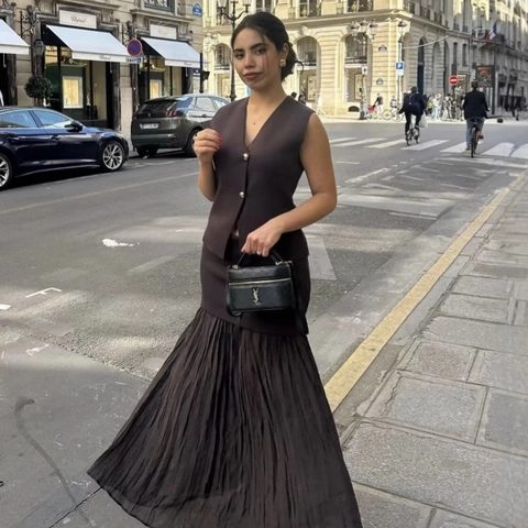 Women Knit Vest And Pleated Maxi Skirt Outfit V Neck Sleeveless Gold Button Elegant Splicing Summer Fashion Wardrobe