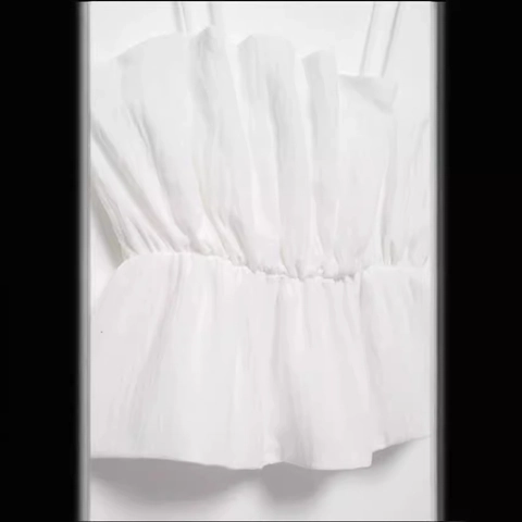 Canotta Estiva da Donna Bianca con Orlo a Volant e Arricciatura Vestibilità Slim Crop Top Senza Maniche Elegante Canotta per Vacanza