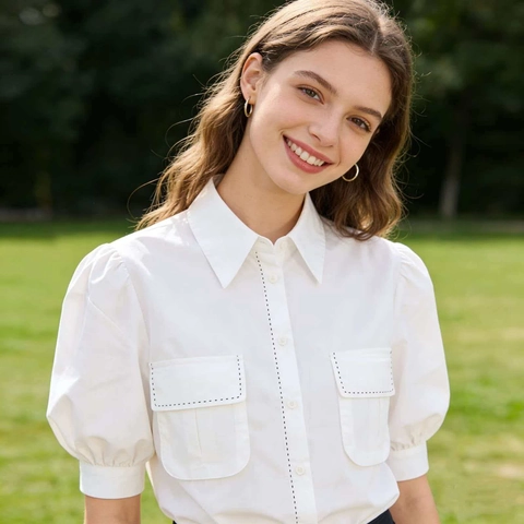 Damen Weiß Kurzarmbluse Mit Kontrastnähten Doppelte Utility Taschen Puffärmel Revers Pendler Stil Sommer Top