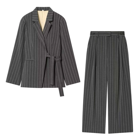 Conjunto de Dos Piezas Profesional para Mujer Gris Oscuro con Raya Vertical Blazer y Pantalones de Pierna Ancha Traje Elegante