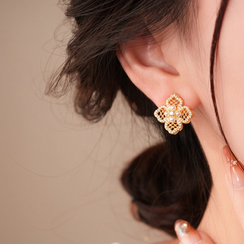 Eleganti Orecchini A Lobo A Fiore Con Perno In Argento Filigrana Traforata Zircone Perla Artificial Sintetica Gioielli Vintage Lusso Donna