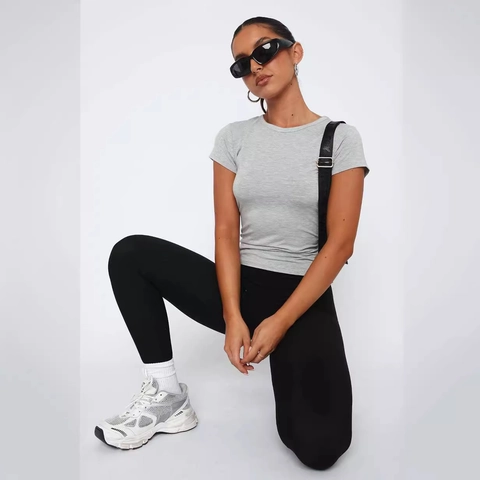 Women's Casual Short Sleeve Round Neck T-Shirt Slim Fit Basic Solid Color Polyester Spandex Blend Summer Tee Top
