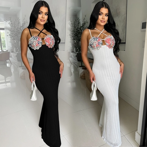 Vestito Lungo Elegante Donna in Maglia a Costine Con Patch Floreale di Paillettes Scollo Halter Senza Maniche Aderente Sera