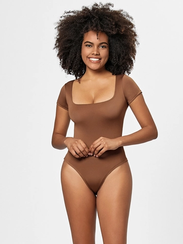 Women Sexy Slim Fit Bodysuit Square Neck Short Sleeve High Cut Solid Color Stretchy One Piece Top Casual Streetwear