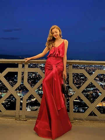 Abito Lungo in Raso Rosso Elegante da Donna con Spalline Sottili Scollo a V Schiena Scoperta Vestito da Sera per Festa Matrimonio