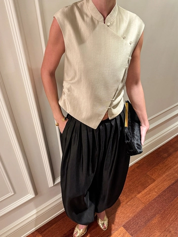 Women New Chinese Style Satin Sleeveless Top Elegant Stand Collar Frog Button Blouse Minimalist Commuter Vest For Summer