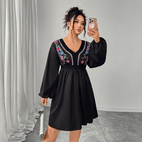 Vestido Negro Talla Grande Mujer Cuello en V Manga Larga Con Bordado Floral Colorido Vintage Boho Cintura Alta Línea A