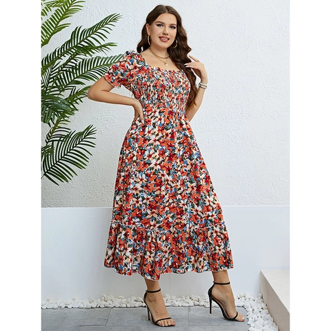 Damen Übergröße Blumenmuster Gesmoktes Maxi-Kleid Eckiger Ausschnitt Puffärmel Boho Sommer Urlaub Rüschensaum A-Linie Kleid
