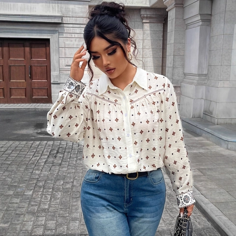 Damen Übergröße Vintage Blumen Viskose Polyamid Bluse Ajour Spitze Langarm Revers Kragen Lässig Elegant Top