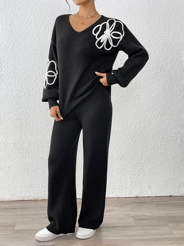 Women Winter Casual Knit Sweater Top And Bottom V Neck Embroidery Flower Ribbon Pullover Straight Wide Leg Pants Co-ords