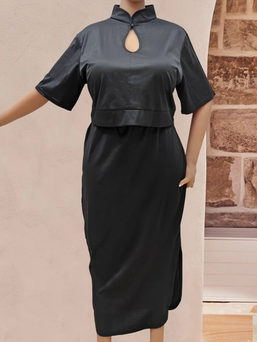 Damen Übergröße Schwarz Satin Mock Zwei-Teiler Set Stehkragen Tropfenausschnitt Hoher Schlitz Midi Rock Kurzarm Outfit