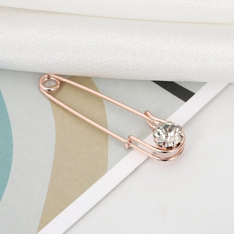 Eleganter Legierung Strass Sicherheitsnadel Brosche Für Damen Gold Silber Roségold Anti-Exposition Kleidung Dekoration Modeschmuck