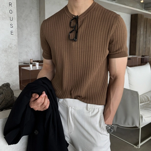 Herren Casual Kurzarm Rippenstrick T-Shirt Slim Fit Rundhals Einfarbig Polyester Sommer Minimalistische Mode Strickwaren