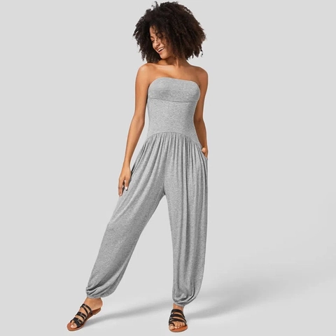 Women's Casual Strapless Jumpsuit Solid Color Loose Harem Pants Tube Top Summer Gathered Waist Jumpsuit With Pockets