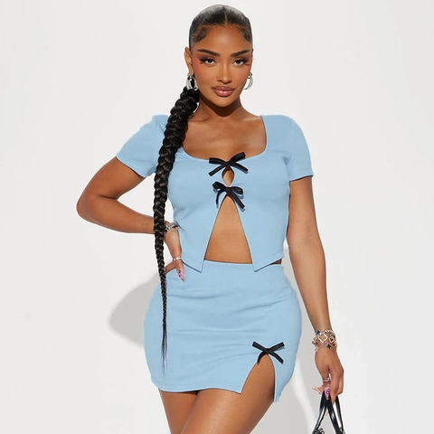 Conjunto de Verano para Mujer Top Corto de Manga Corta Y Minifalda con Lazo y Abertura Color Sólido Casual Dos Piezas