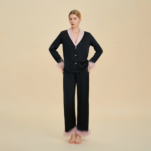 Pigiama da Donna in Raso di Lusso Maglia a Maniche Lunghe con Bavero e Pantaloni con Bordo in Piume Elegante Abbigliamento da Casa