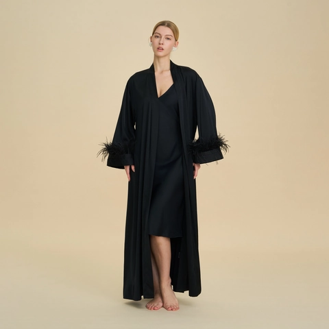 Luxuriöser Satin Lang Bademantel Und Nachthemd Mit Federmanschetten Für Damen V-Ausschnitt Seidentextur Schlafanzug Bademantel Brautjungfer Lounge