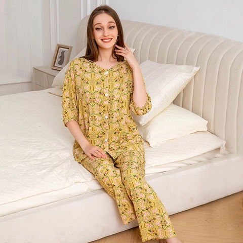 Dames Rayon Pyjamaset Halve Mouw Top En Lange Broek Bloemen Geometrisch Bedrukt Comfortabele Loungewear Zomer Pyjama