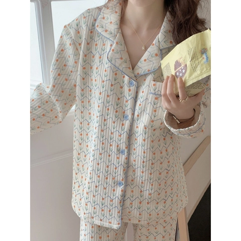Women Quilted Floral Pajamas Warm Thick Long Sleeve Loungewear Sleepwear Top And Pants With Button Up Lapel Collar