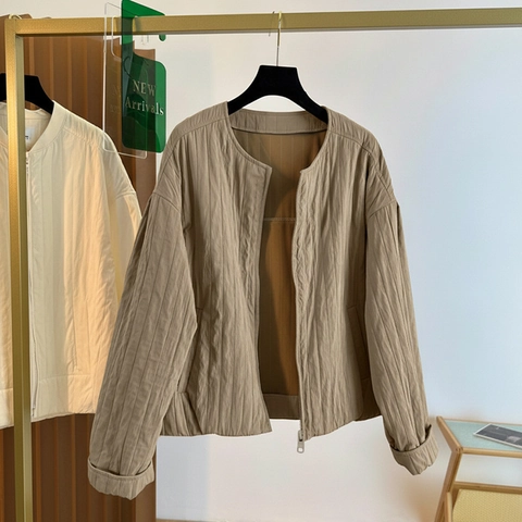 Chaqueta Casual Cuello Redondo Con Cremallera para Mujer Manga Larga Minimalista Acolchado Vertical Color Sólido Caqui Ligera