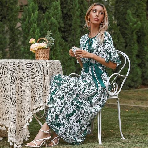 Damen Vintage Tropischer Blattdruck Maxi Kleid V-Ausschnitt Kurzarm Flatterärmel Hohe Taille Geschnürt Bohemian Urlaub Kleid
