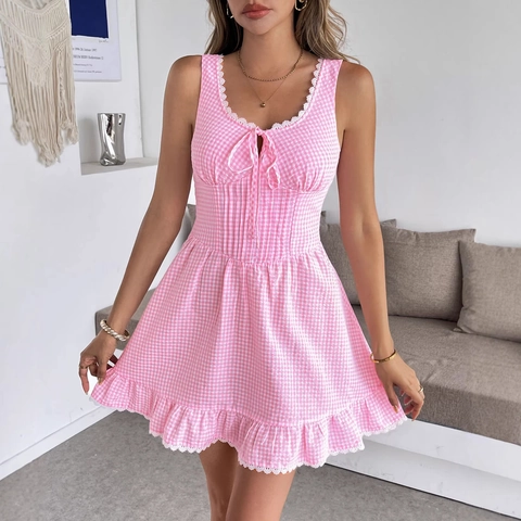 Damen Süßes Gingham Minikleid Spitzenbesatz Schleife Ärmellos Rüschensaum Gezogener Rücken Sommer Urlaubskleid