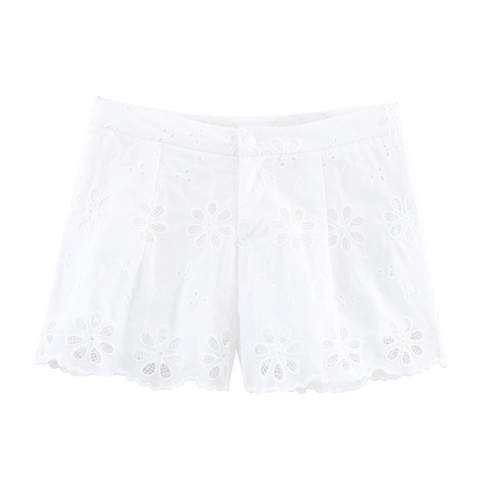Women Low Waist Embroidered White Shorts Eyelet Broderie Anglaise Scalloped Edge Casual Summer Beach Fashion Bottoms