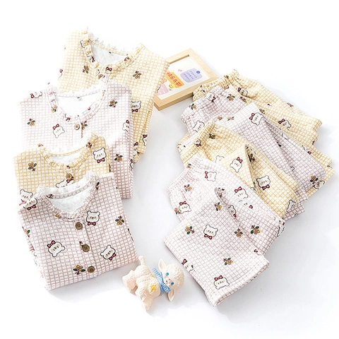Meisjes Schattige Berenprint Doorgestikt Katoen Pyjamaset Lange Mouwen Top En Broek Warme Luchtkatoen Ruffle Lounge Wear Set Voor Kinderen