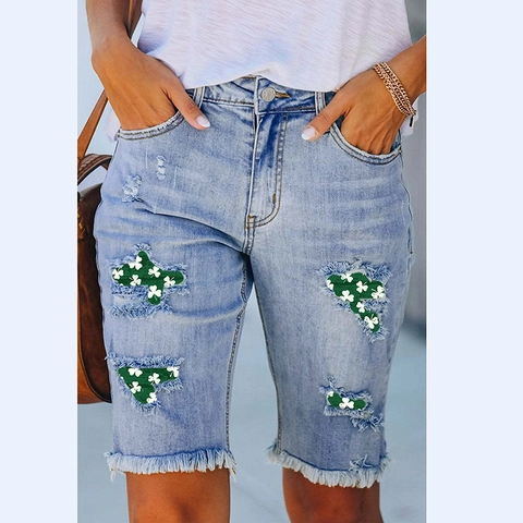 Pantaloncini Jeans Donna San Patrizio Azzurro Lavato Vita Media Orlo a Vivo Bermuda Shorts Con Patch Trifoglio