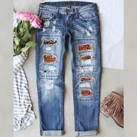 Jeans Donna Halloween Distressed Gamba Dritta Vintage Blu Lavato Denim Pantaloni Con Salem Broom Co Patches Streetwear Moda