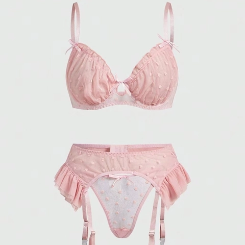 Ensemble Lingerie Femme Rose Maille Cœur Soutien-Gorge Armatures Volants Porte-Jarretelles Et String Sexy Trois Pièces Pour Femme