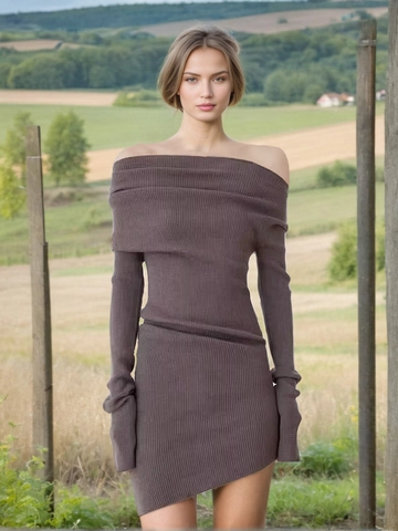 Abito Mini in Maglia a Coste Asimmetrico con Spalle Scoperte per Donna Slim Fit Manica Lunga Tinta Unita Caffè Elegante