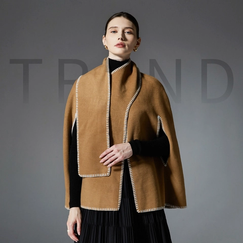 Elegante Chal Poncho Camello para Mujer Con Detalle de Puntada de Látigo Blanca Envoltura Cálida de Lana para Invierno