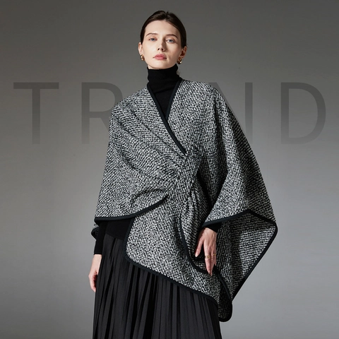 Scialle Mantello da Donna in Misto Lana Filato Bouclé Caldo Inverno Tweed Poncho a Maglia Elegante Nero Bianco Misto