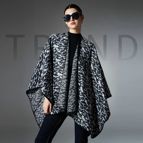 Châle en Maille Imprimé Léopard pour Femmes Poncho Oversize en Polyester Cape Cardigan Hiver Chaud Streetwear Extérieur