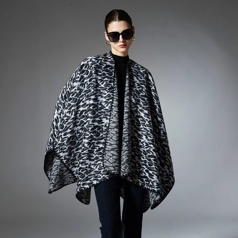 Châle en Maille Imprimé Léopard pour Femmes Poncho Oversize en Polyester Cape Cardigan Hiver Chaud Streetwear Extérieur