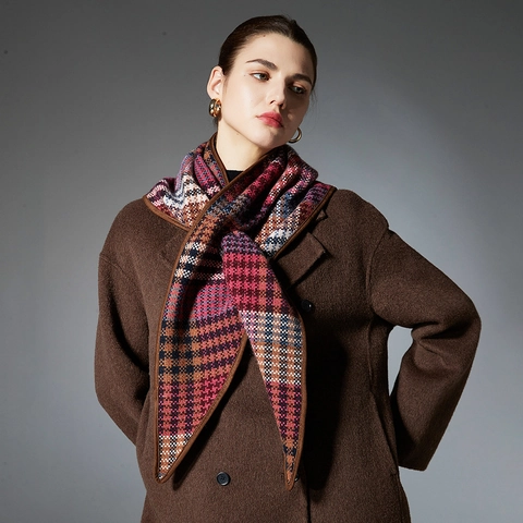 Luxury 100% Wool Plaid Triangle Scarf For Women Vintage Houndstooth Shawl Wrap With Piping Winter Warm Pashmina Scarf