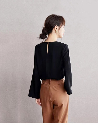 Französischer Stil Elegante Chiffon Bluse Für Damen V-Ausschnitt Langarm Top Mit Metallkette Dekoration Taillenschnürung Pullover Hemd