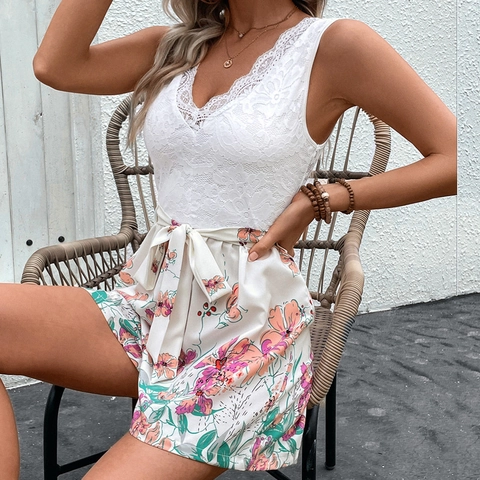 Dames Elegante Kant Patchwork Bloemenprint Romper V-hals Mouwloos Zomervakantie Jumpsuit Met Knoopsluiting Tailleband Sexy Jumpsuits