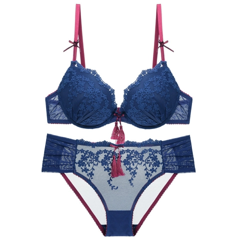 Lussuoso Completo Intimo Reggiseno e Slip in Pizzo con Ricamo Floreale Dettaglio Nappina e Fiocco Donna Push Up Deep V