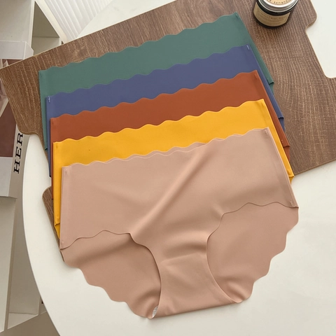 Culottes en Soie Glacée Sans Couture pour Femmes Bord Ondulé Respirant Séchage Rapide Taille Moyenne Slips Lingerie Douce Sous-vêtements Quotidiens Confortables