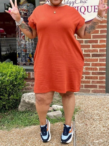 Women Plus Size Casual Round Neck Short Sleeve T-Shirt Dress Solid Color Straight Midi Dress With Side Pockets